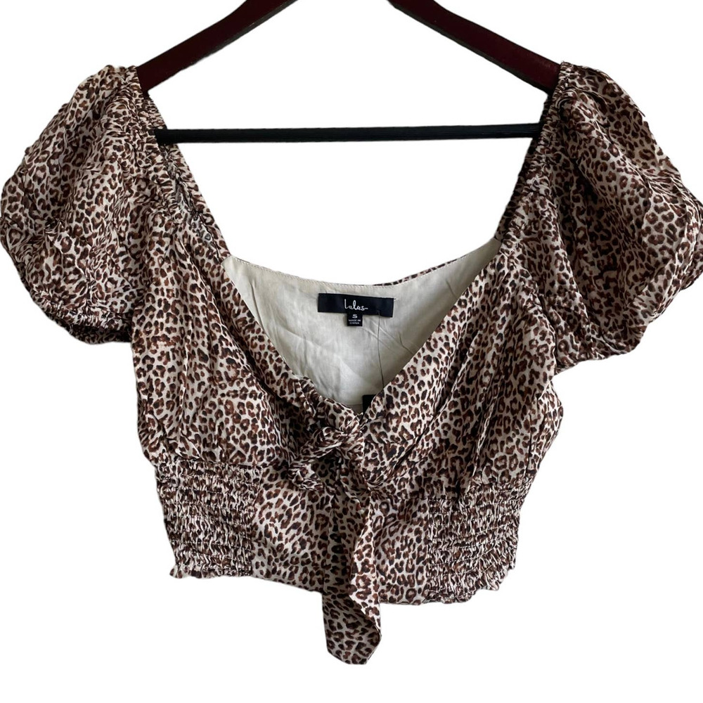 Lulus Top Women XS Brown Tie V-Neck Short Sleeve Animal Print Crop Smock NWT